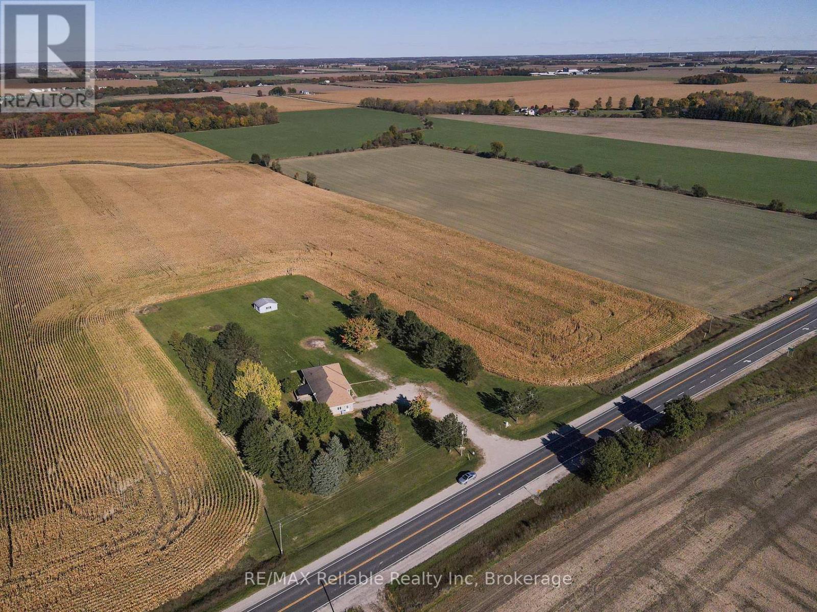 42248 Huron Road, Rural Route # 2 Road, Huron East, Ontario  N0K 1W0 - Photo 34 - X12467823