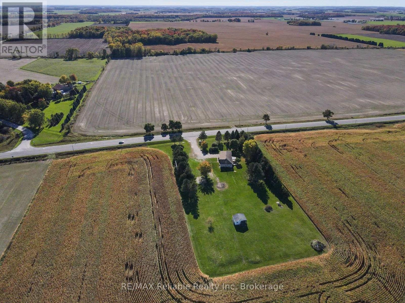 42248 Huron Road, Rural Route # 2 Road, Huron East, Ontario  N0K 1W0 - Photo 35 - X12467823