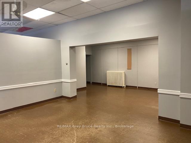 834 2nd Avenue E, Owen Sound, Ontario  N4K 2H3 - Photo 9 - X12467843