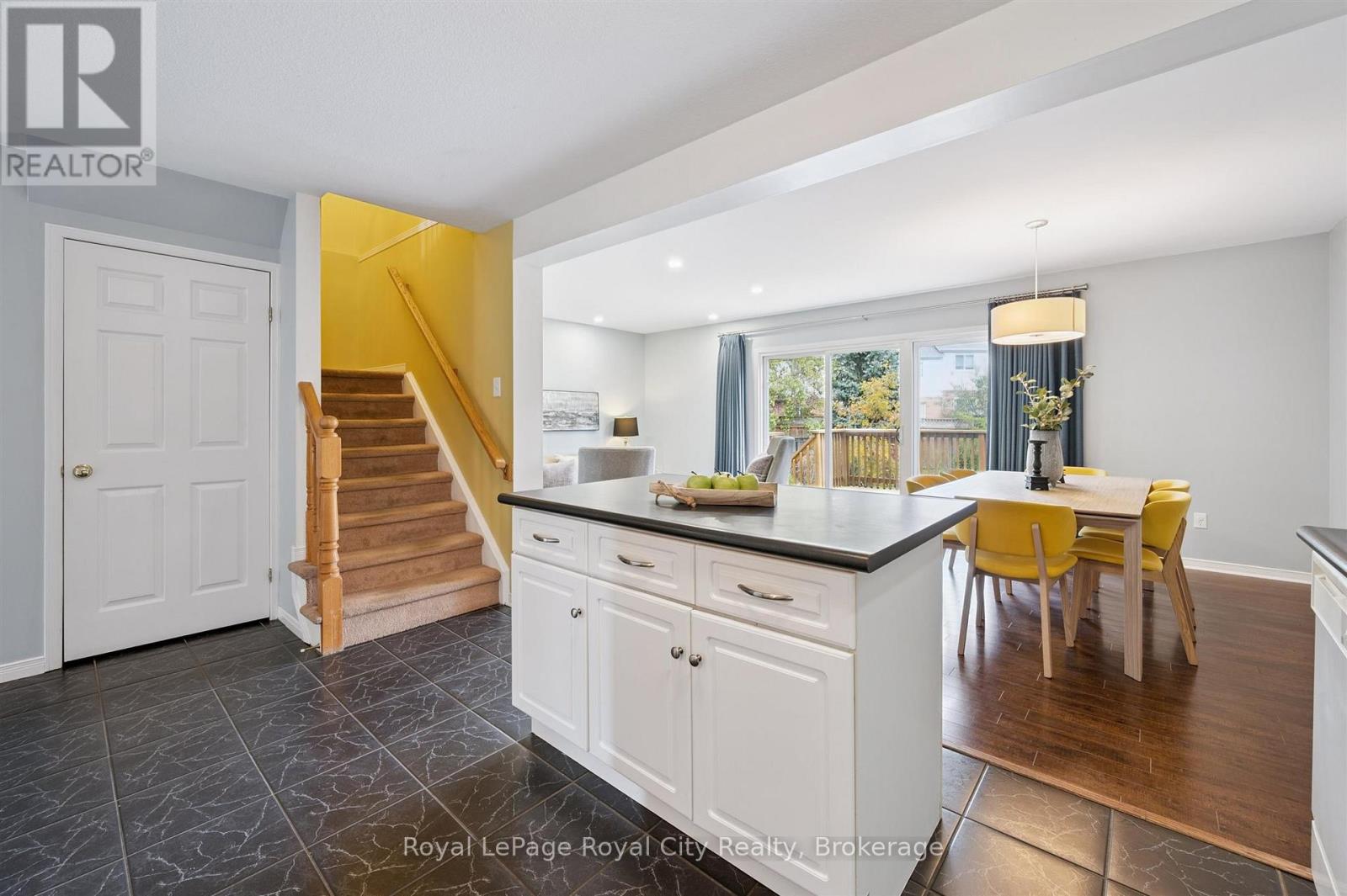 29 Ralston Drive, Guelph, Ontario  N1E 0C3 - Photo 17 - X12467845