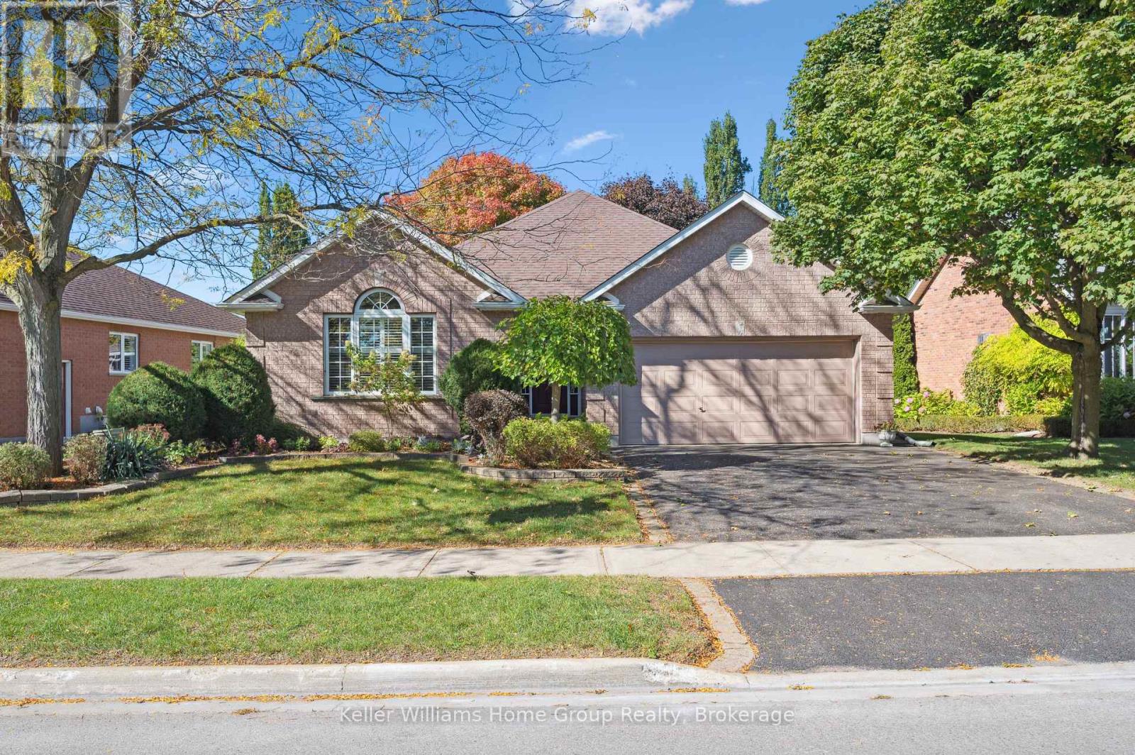 66 Kortright Road E, Guelph, Ontario  N1G 4N8 - Photo 2 - X12467913
