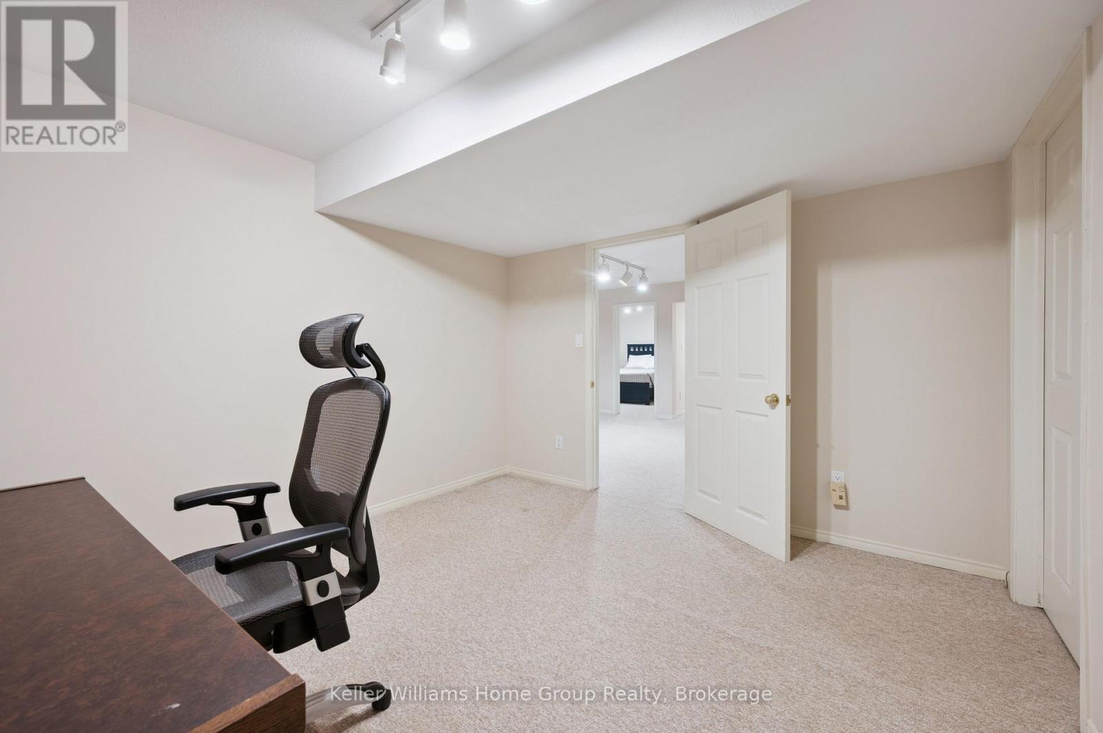 66 Kortright Road E, Guelph, Ontario  N1G 4N8 - Photo 41 - X12467913