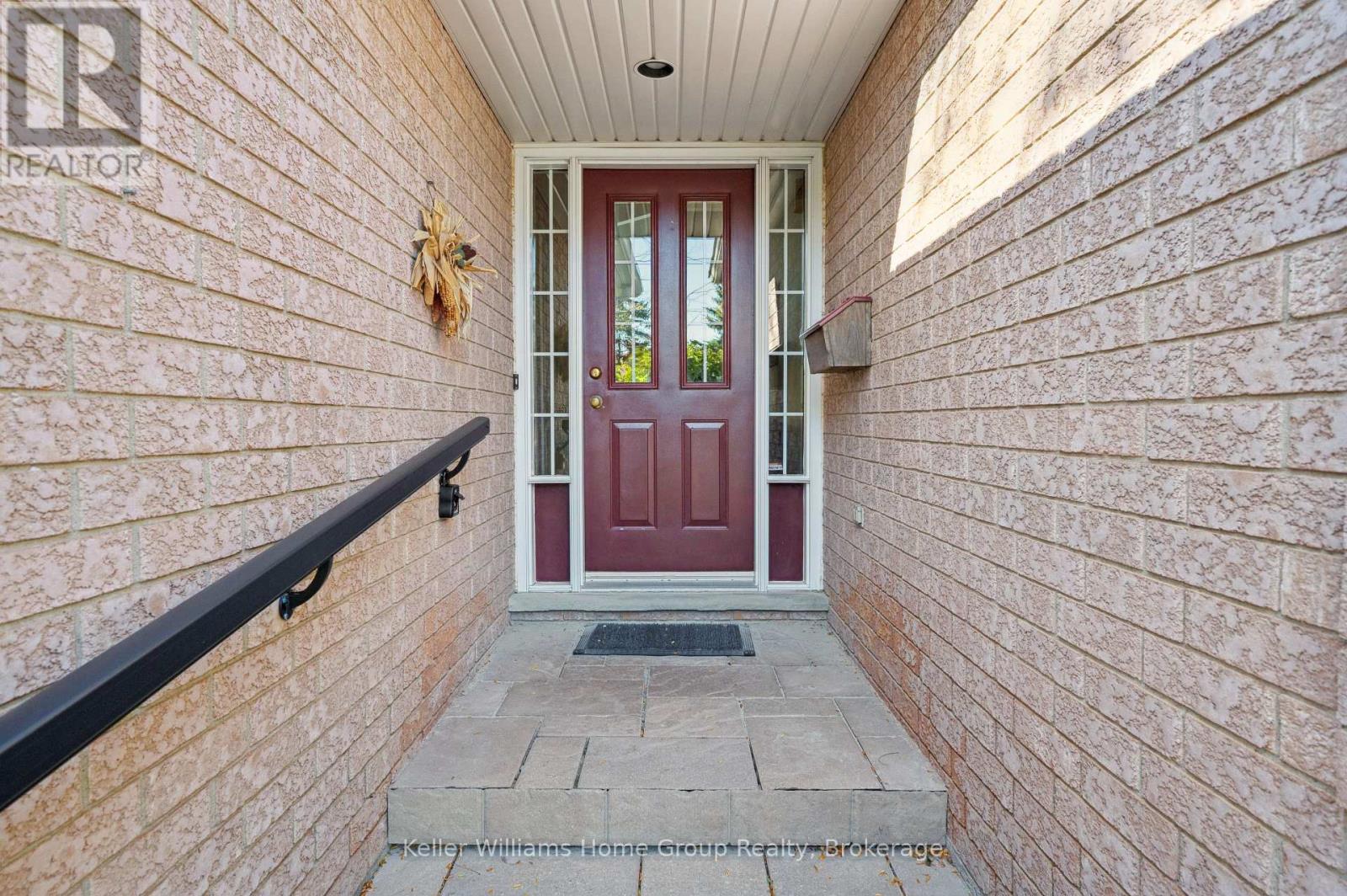 66 Kortright Road E, Guelph, Ontario  N1G 4N8 - Photo 6 - X12467913