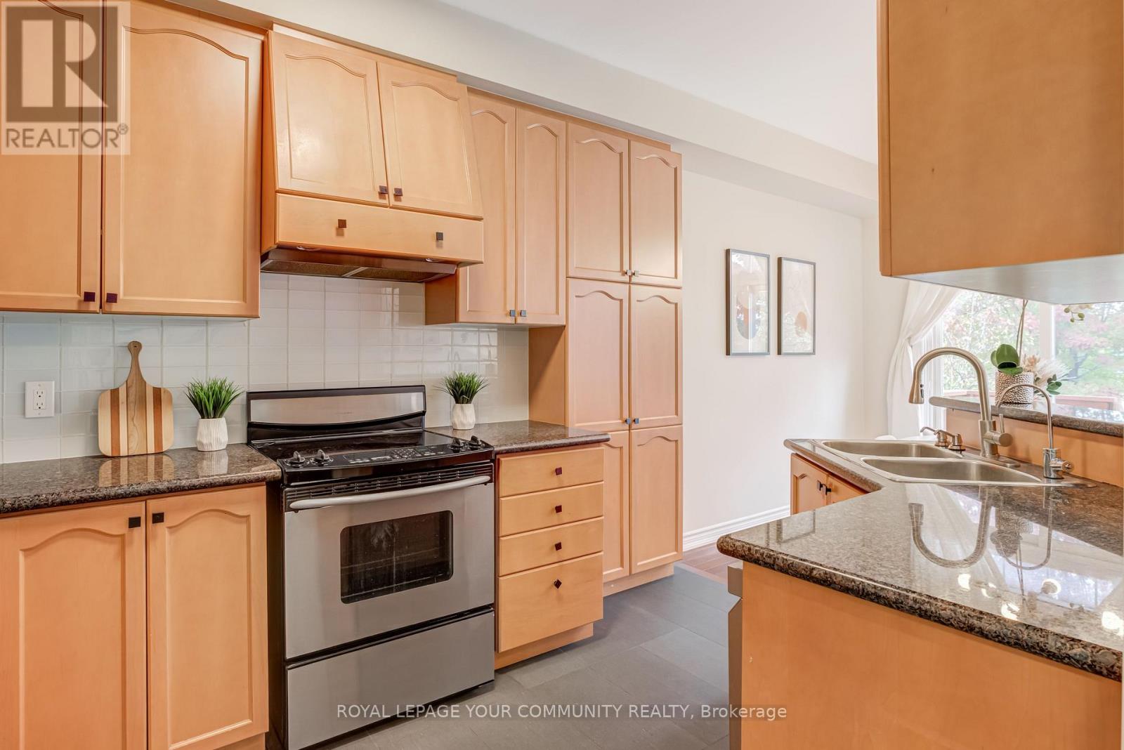 76 Cabernet Road, Vaughan, Ontario  L4J 8X7 - Photo 18 - N12467589