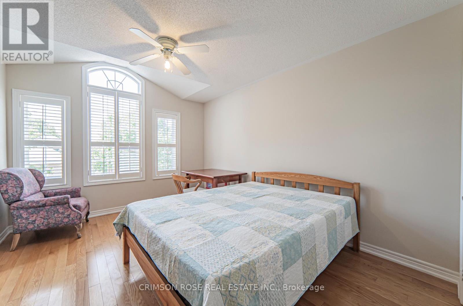 5420 Valleyhigh Drive, Burlington, Ontario  L7L 6Z4 - Photo 29 - W12348849