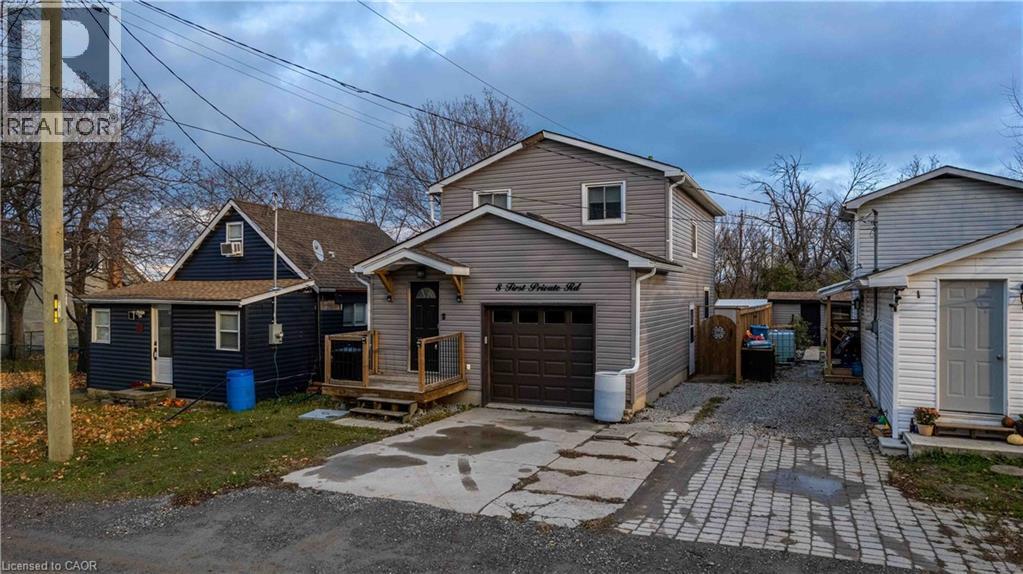8 FIRST PRIVATE Road, hamilton, Ontario