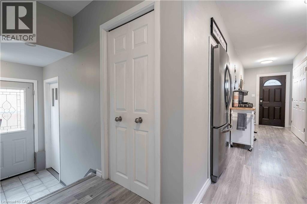 8 First Private Road, Hamilton, Ontario  L8E 5B9 - Photo 10 - 40779824