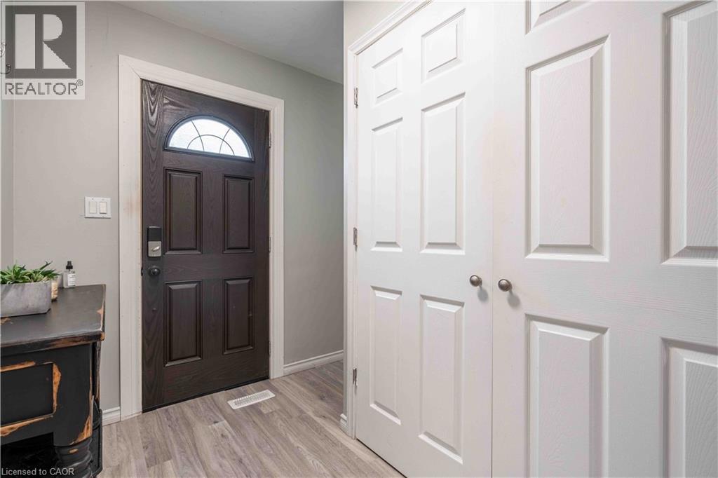 8 First Private Road, Hamilton, Ontario  L8E 5B9 - Photo 5 - 40779824