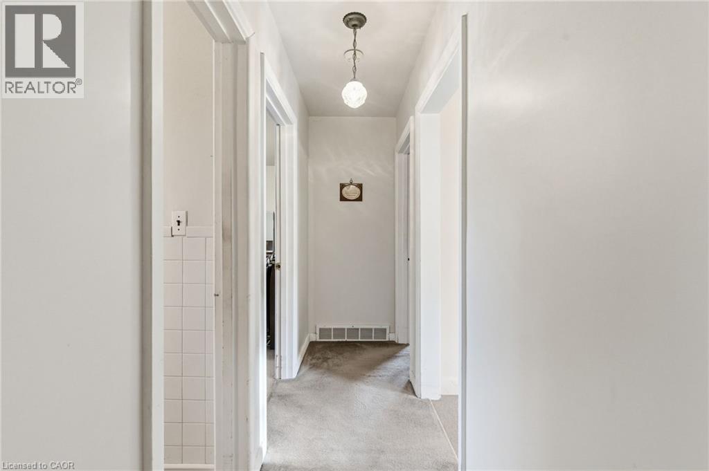 18 Second Road W, Stoney Creek, Ontario  L8J 2V3 - Photo 19 - 40779785