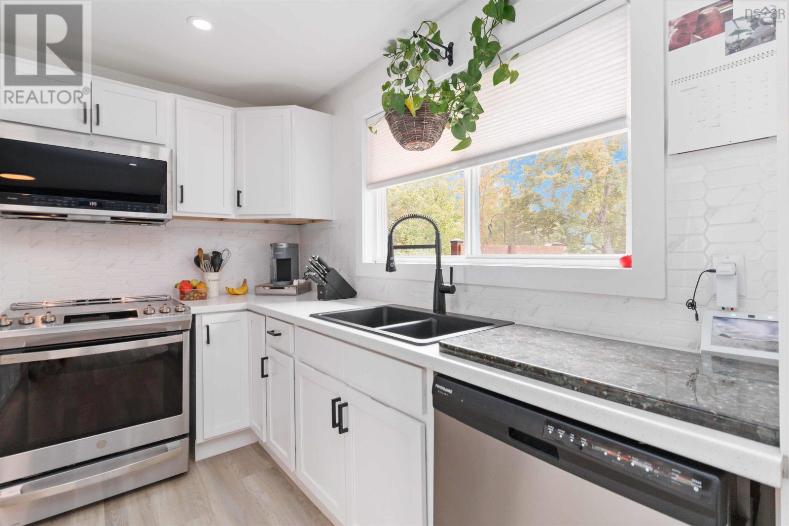 49 Madeline Avenue, Lower Sackville, Nova Scotia  B4C 2L8 - Photo 15 - 202524955