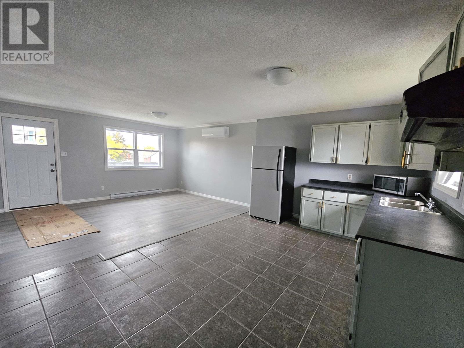 68 Macdonald Crescent, Sydney Mines, Nova Scotia  B1Y 3H5 - Photo 11 - 202526058