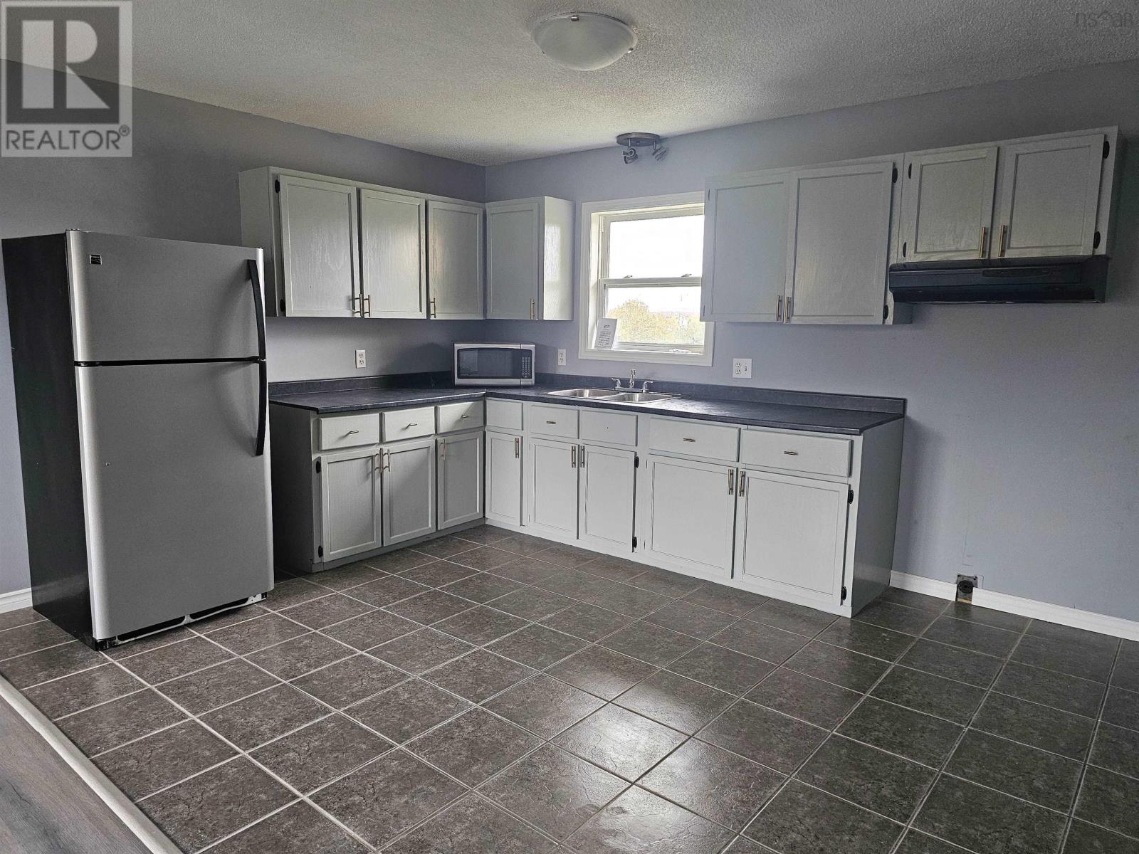 68 Macdonald Crescent, Sydney Mines, Nova Scotia  B1Y 3H5 - Photo 10 - 202526058