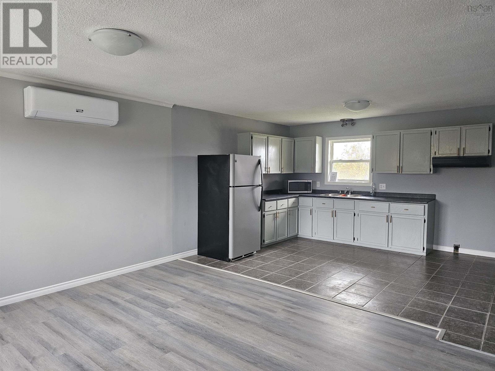 68 Macdonald Crescent, Sydney Mines, Nova Scotia  B1Y 3H5 - Photo 9 - 202526058