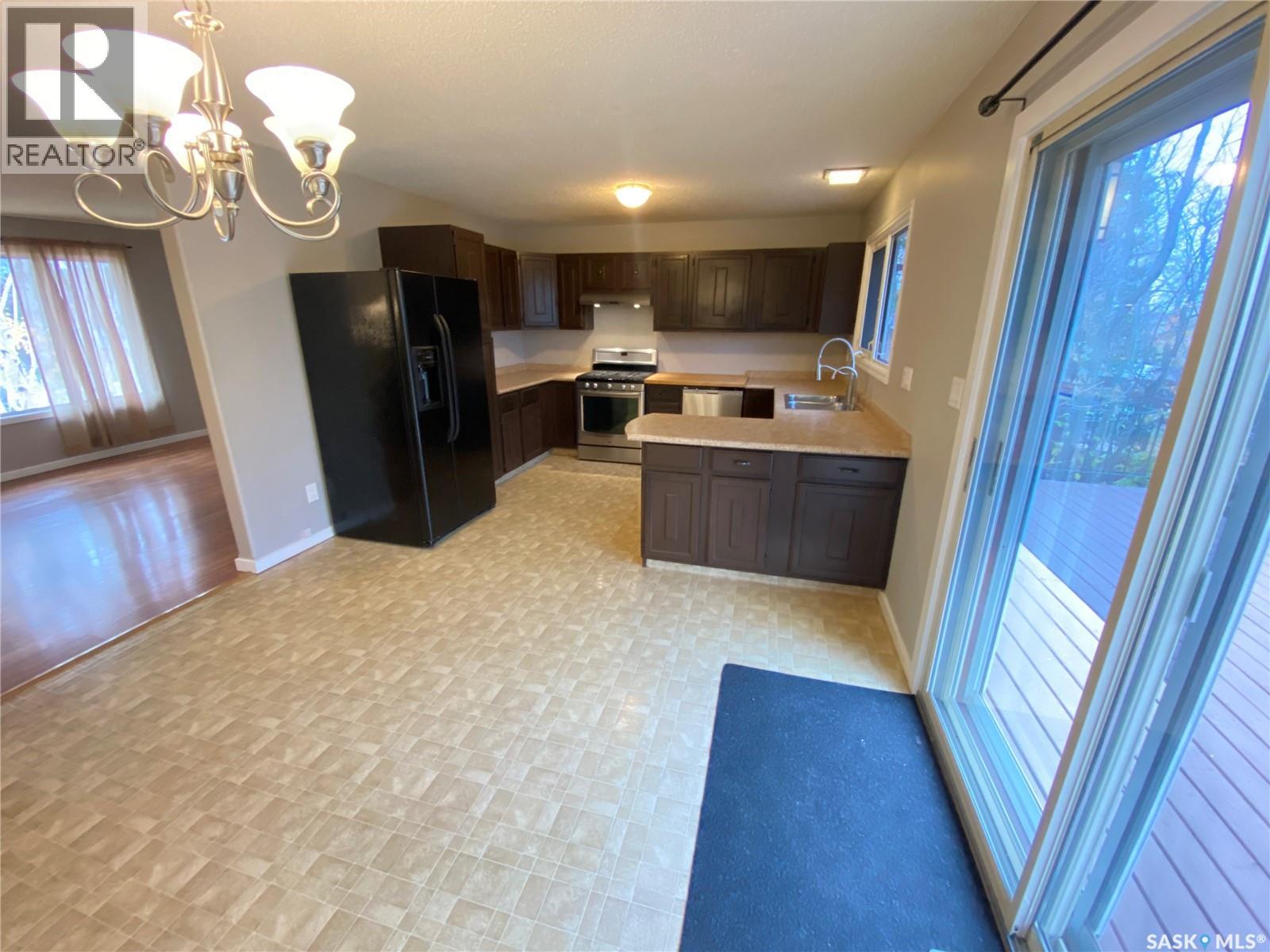 46 Clarewood Crescent, Yorkton, Saskatchewan  S3N 2V2 - Photo 6 - SK020988