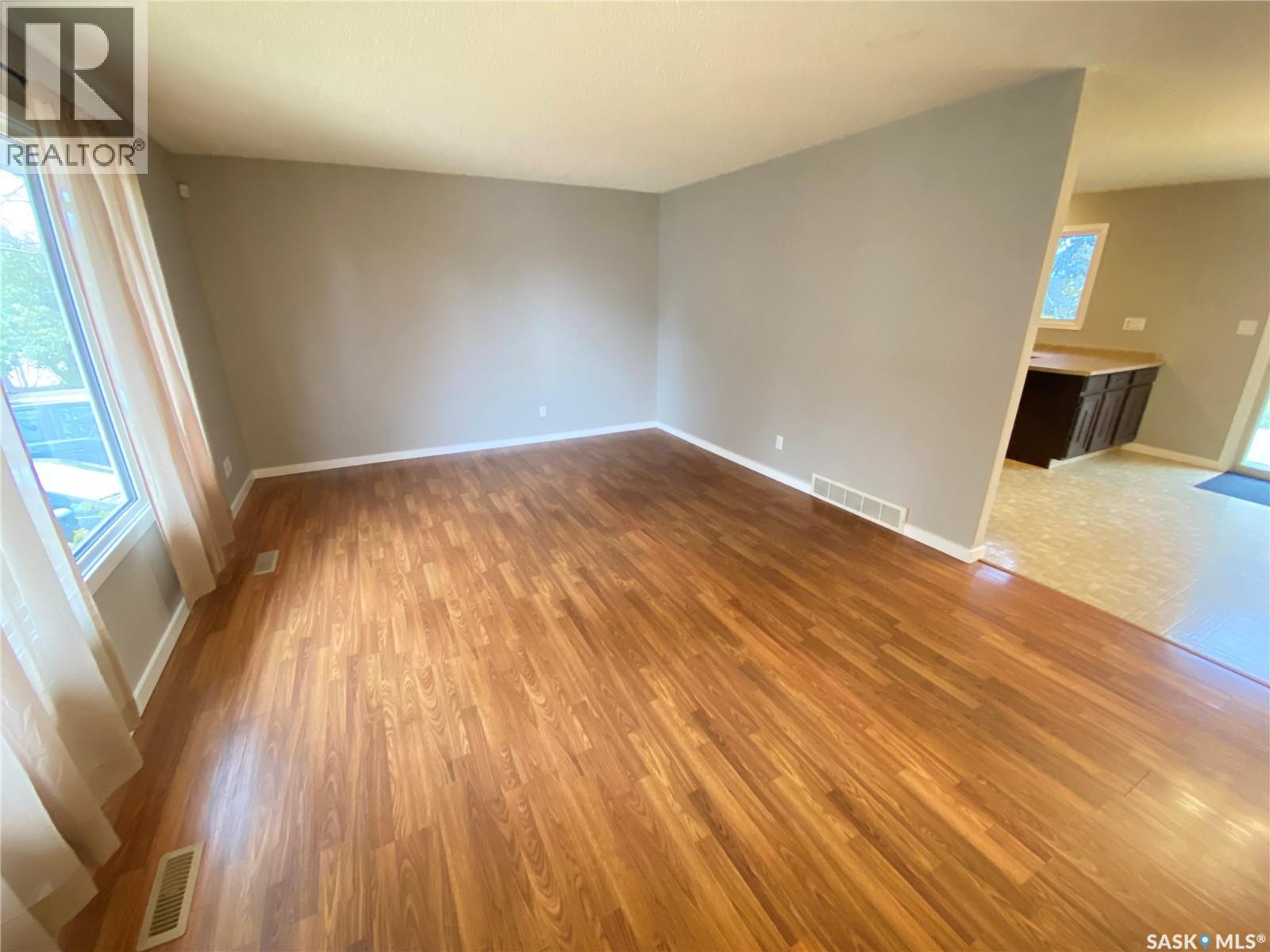 46 Clarewood Crescent, Yorkton, Saskatchewan  S3N 2V2 - Photo 8 - SK020988