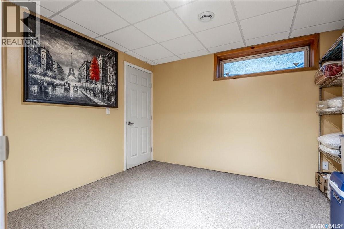 1554 Dewdney Bay E, Regina, Saskatchewan  S4Z 1A7 - Photo 15 - SK020958