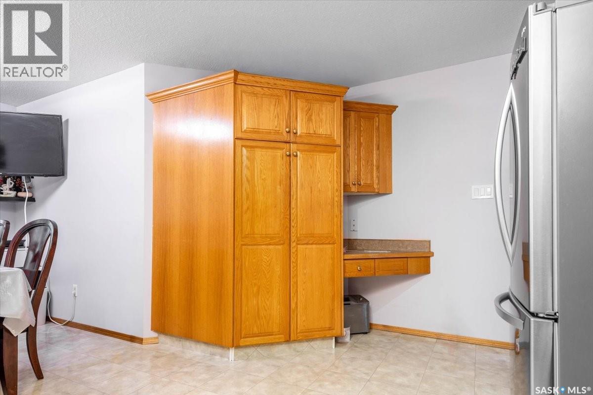 1554 Dewdney Bay E, Regina, Saskatchewan  S4Z 1A7 - Photo 8 - SK020958
