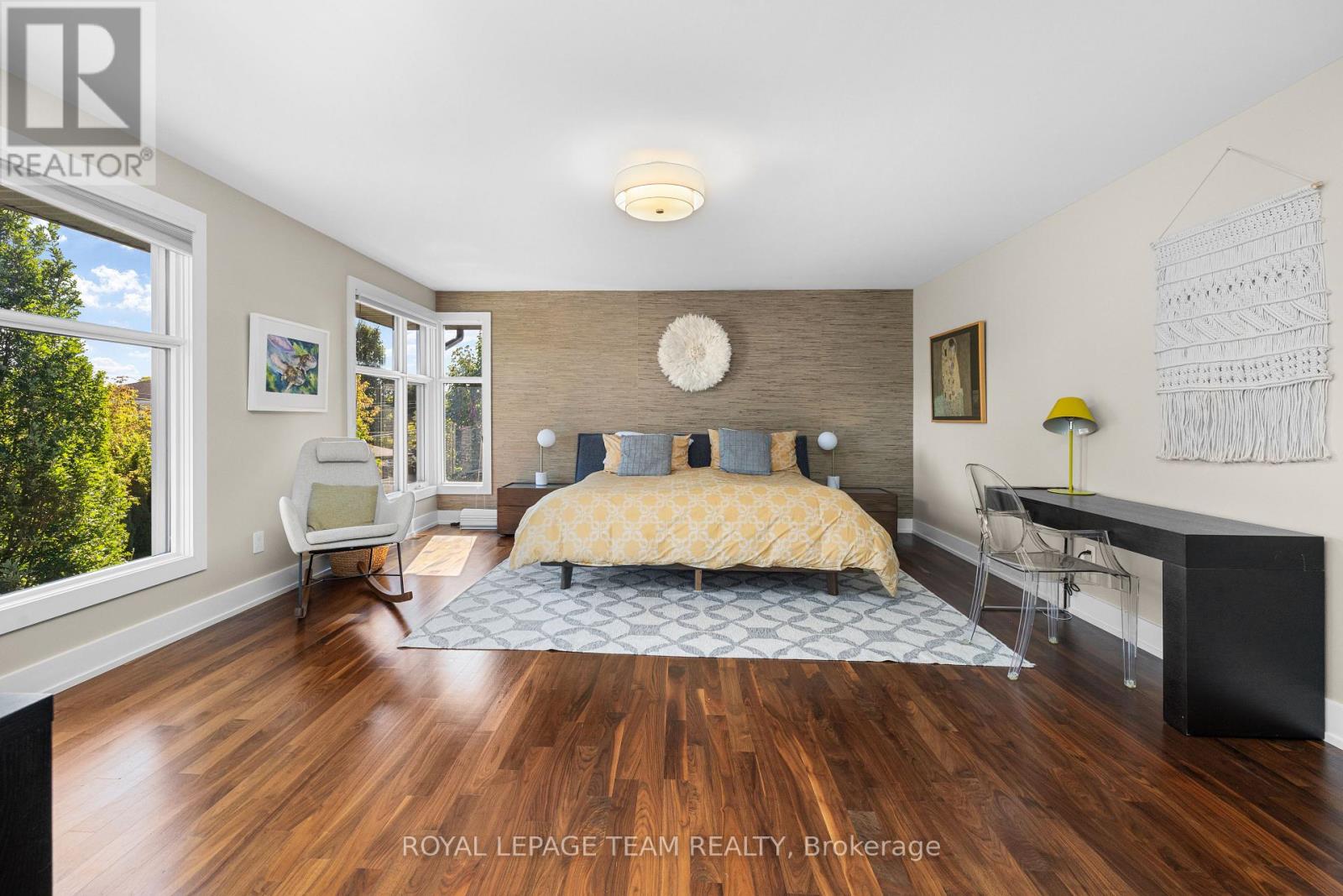 879 Winnington Avenue, Ottawa, Ontario  K2B 5C4 - Photo 14 - X12467786