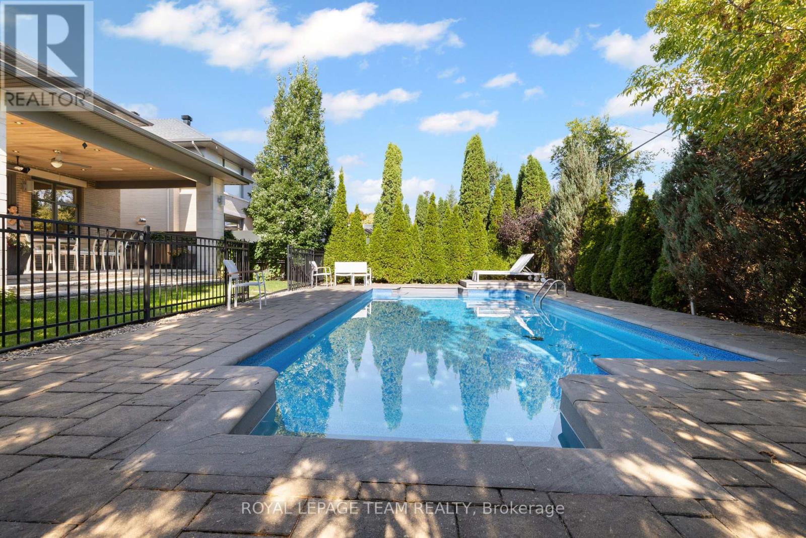 879 Winnington Avenue, Ottawa, Ontario  K2B 5C4 - Photo 26 - X12467786