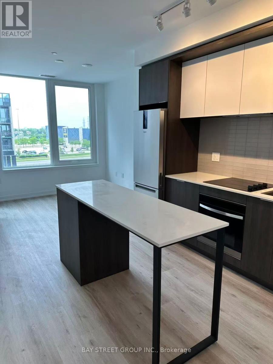 402 - 395 Square One Drive, Mississauga, Ontario  L5B 0P6 - Photo 7 - W12459435