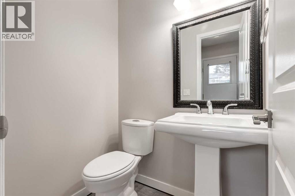 245 Cedarwood Park Sw, Calgary, Alberta  T2W 6H7 - Photo 13 - A2245731