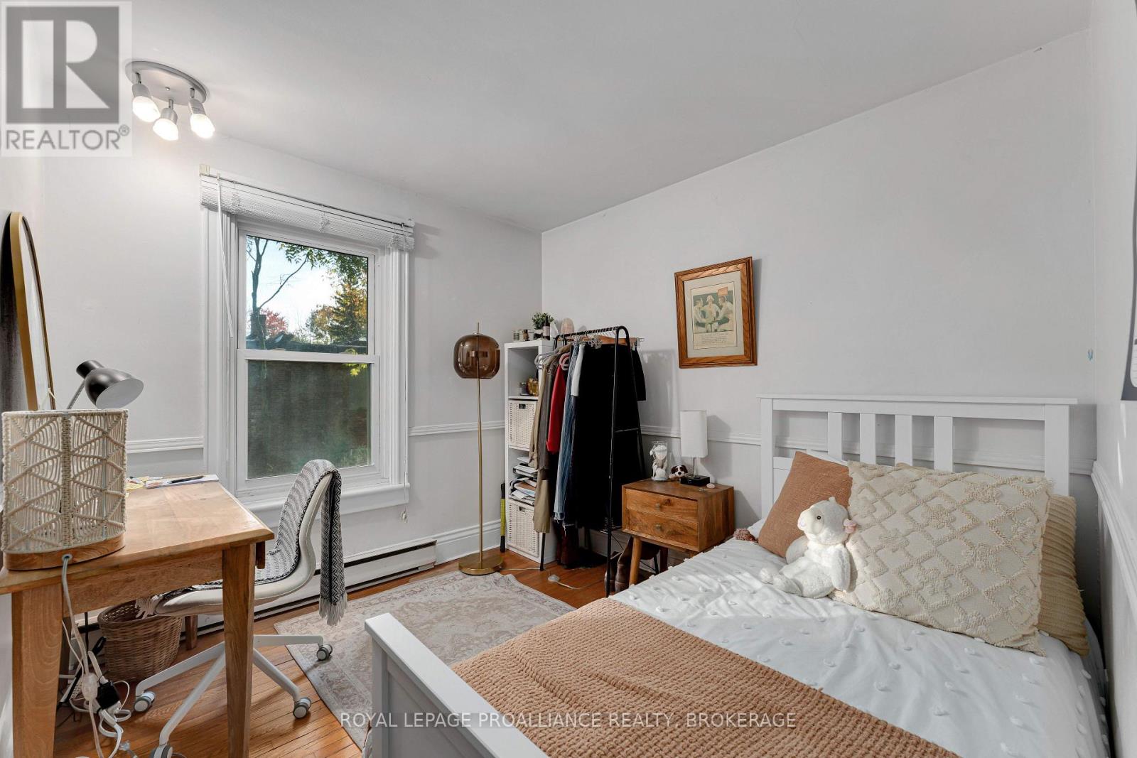 75 Nelson Street, Kingston, Ontario  K7L 3W7 - Photo 17 - X12467927
