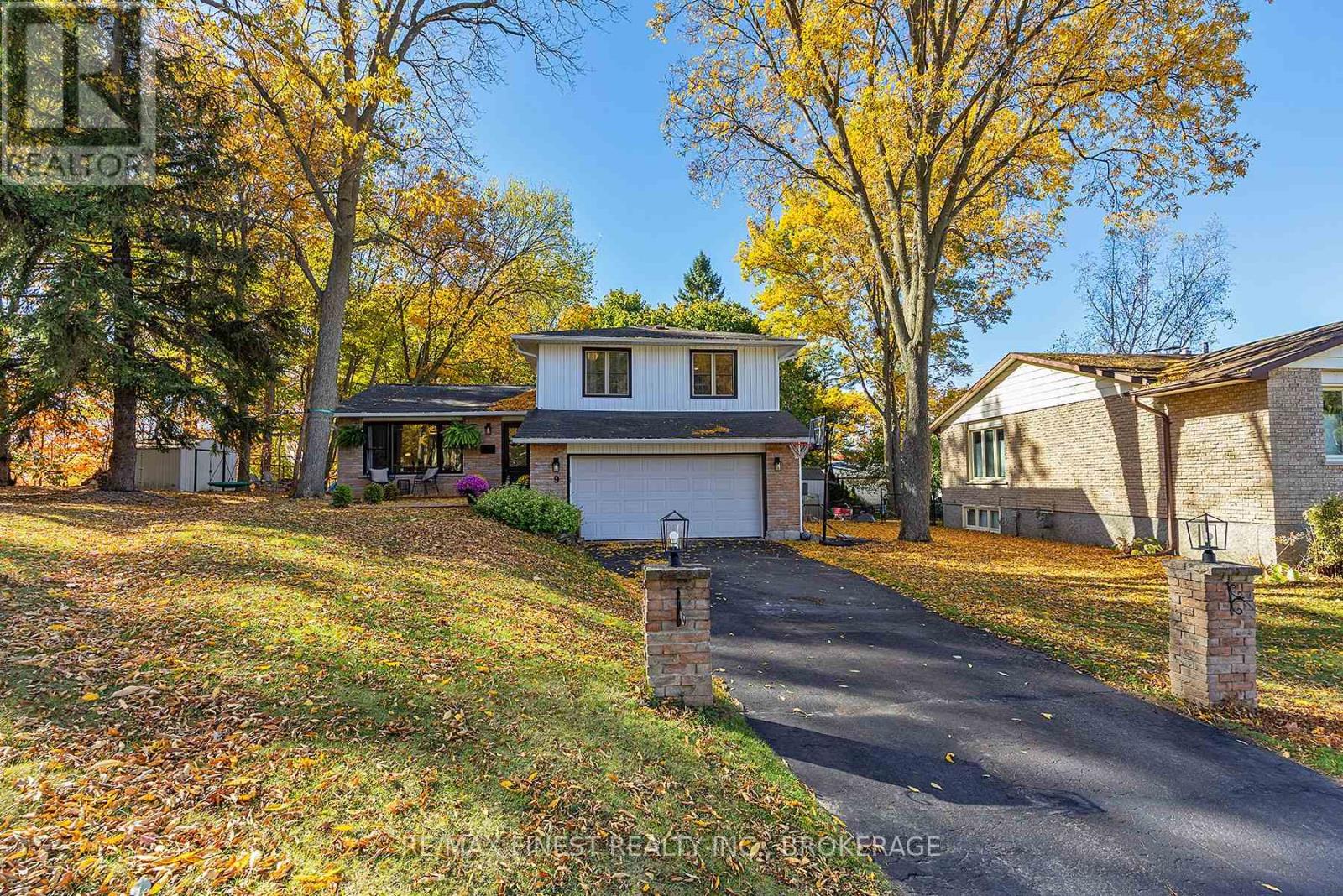 9 Beagle Court, Kingston, Ontario  K7M 6V7 - Photo 2 - X12468065