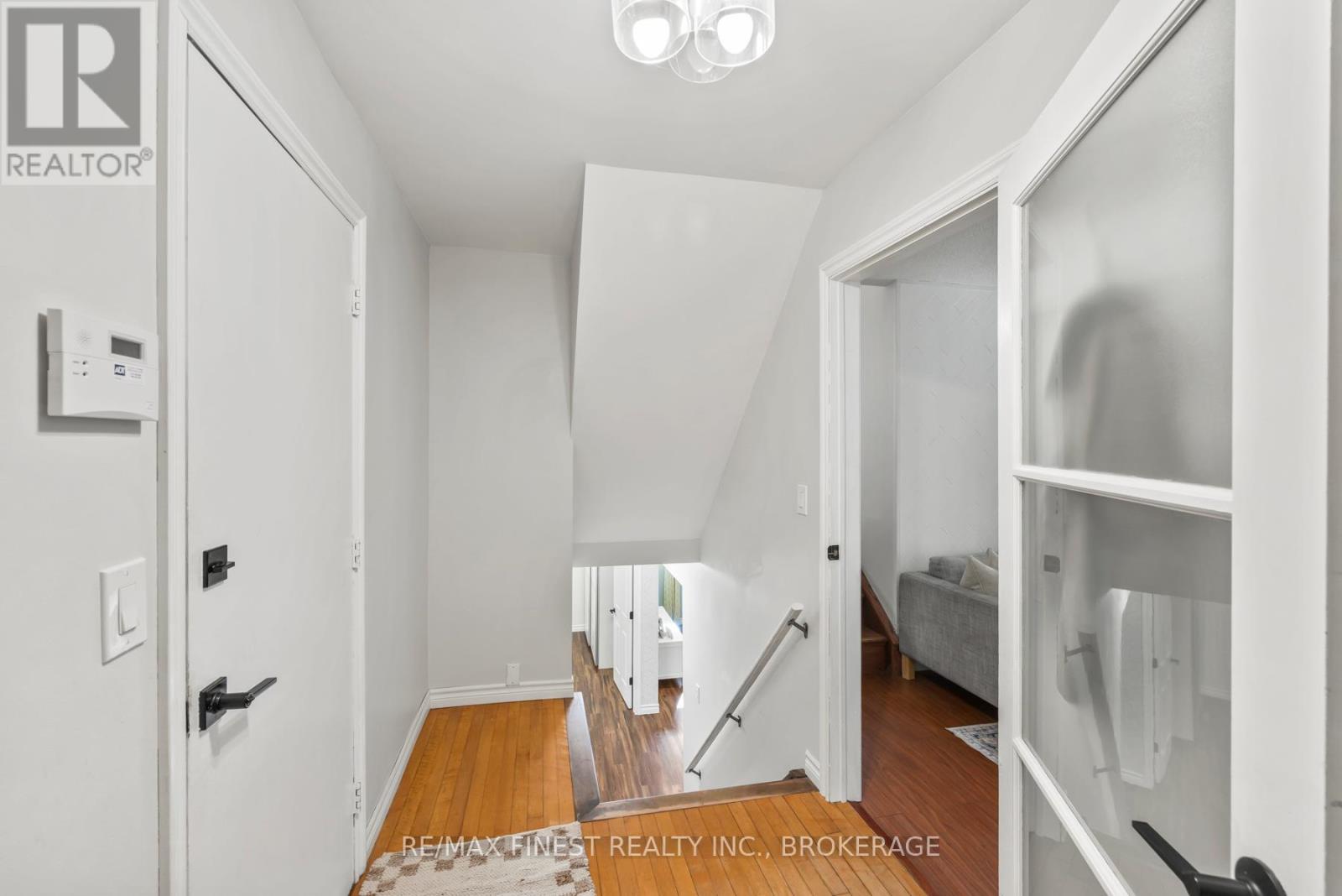 9 Beagle Court, Kingston, Ontario  K7M 6V7 - Photo 33 - X12468065