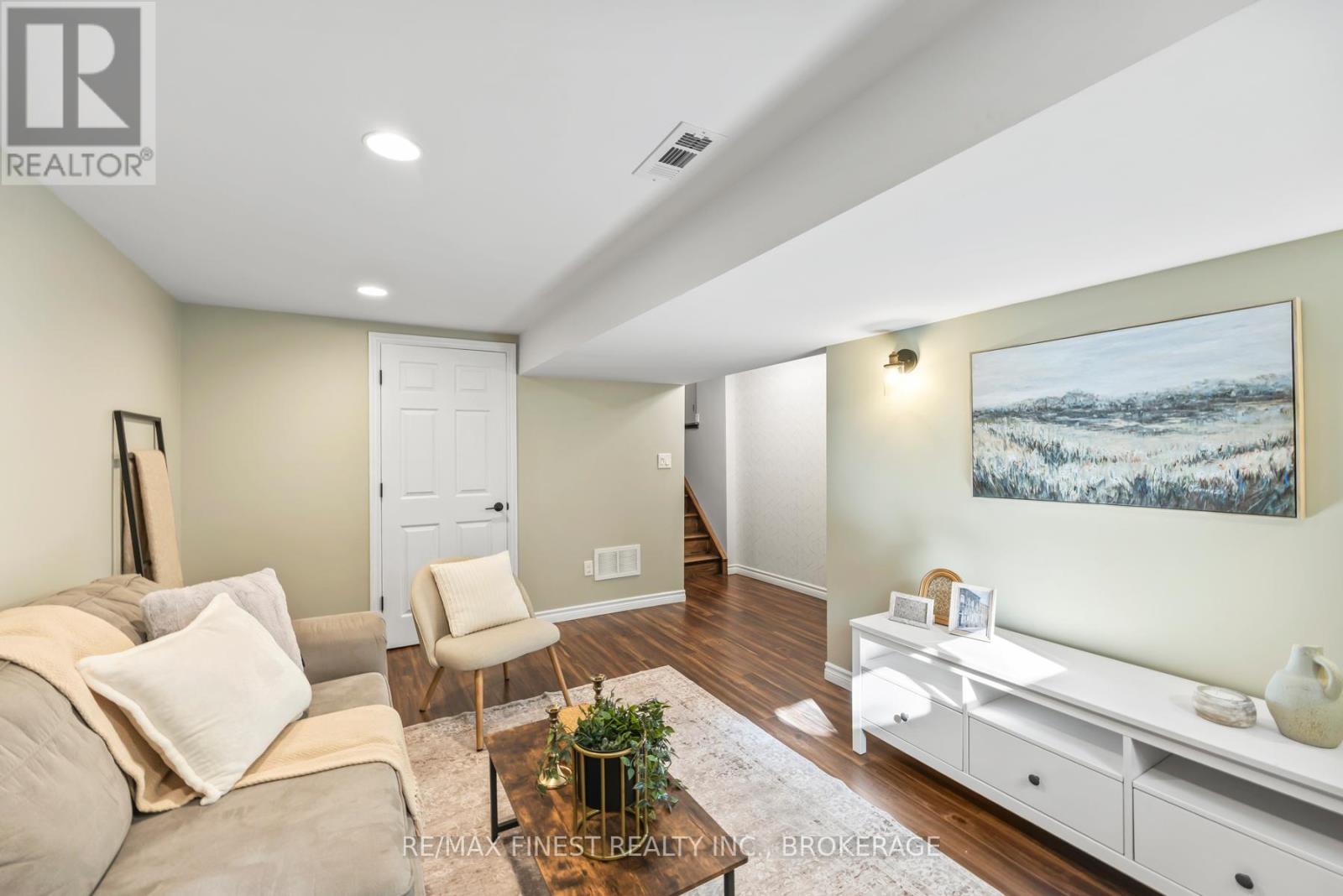 9 Beagle Court, Kingston, Ontario  K7M 6V7 - Photo 39 - X12468065