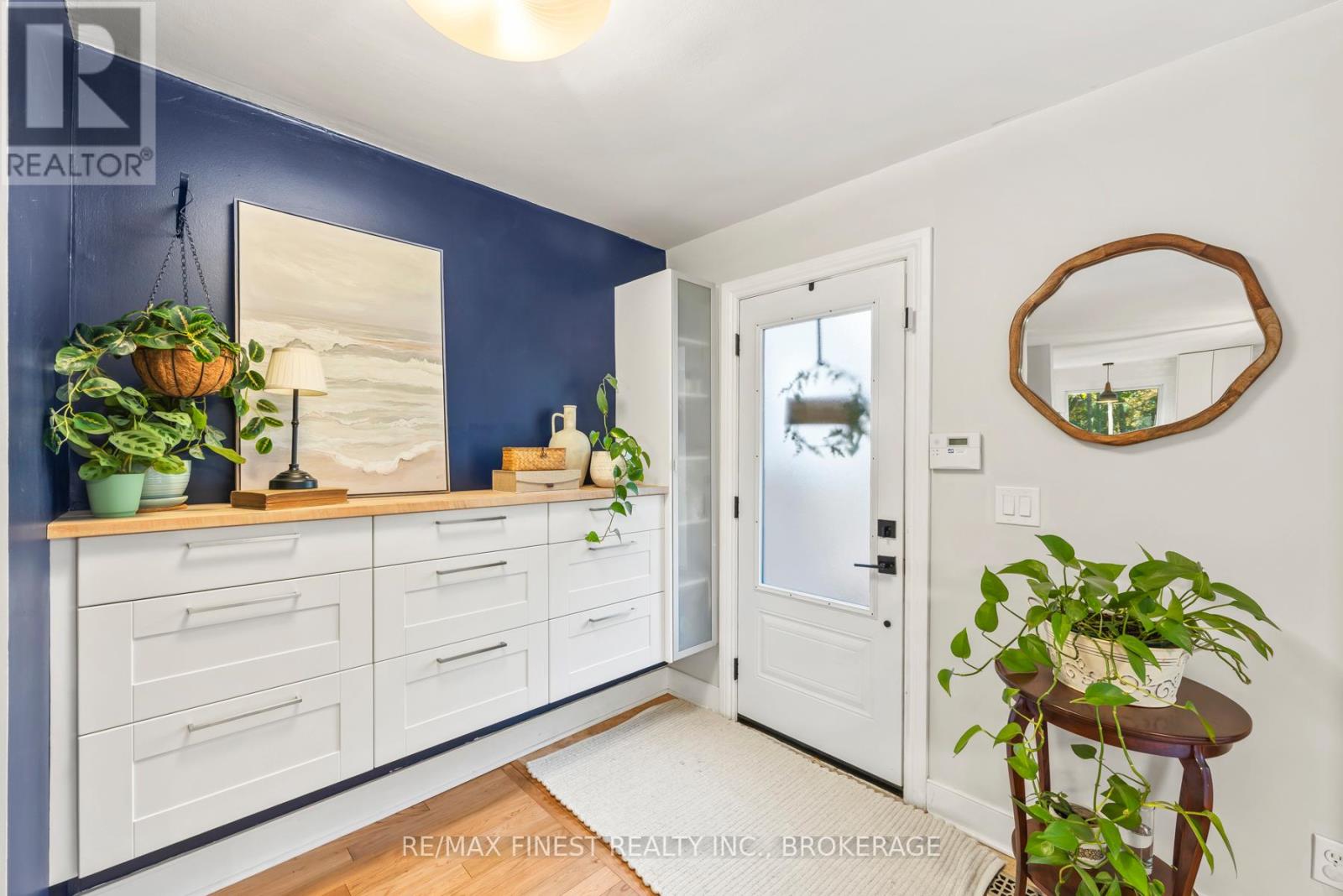 9 Beagle Court, Kingston, Ontario  K7M 6V7 - Photo 5 - X12468065