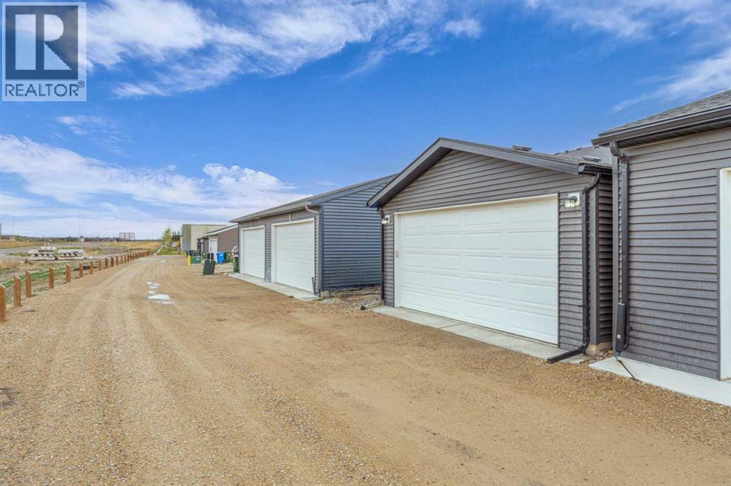 315 Wolf Creek Way Se, Calgary, Alberta  T2X 4Y8 - Photo 43 - A2251613