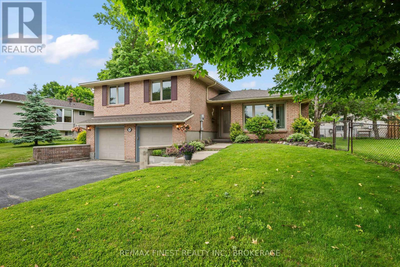 885 Purcell Crescent, Kingston, Ontario  K7P 1C1 - Photo 3 - X12468088