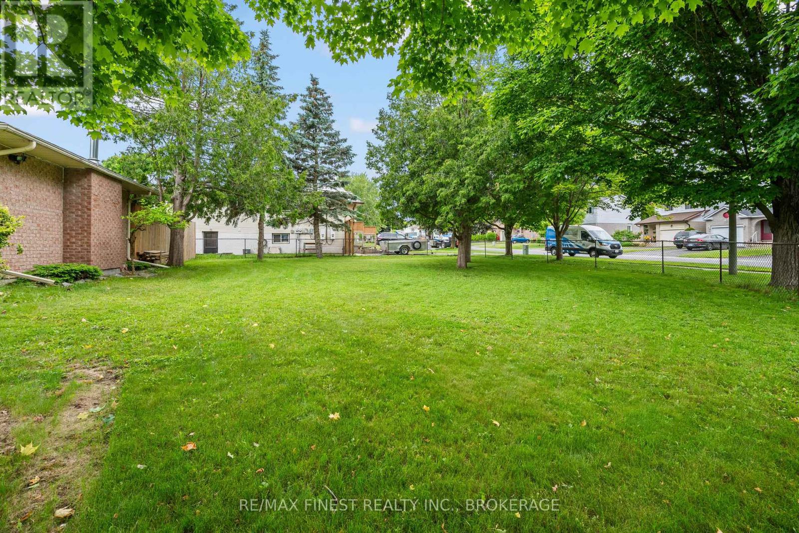 885 Purcell Crescent, Kingston, Ontario  K7P 1C1 - Photo 37 - X12468088