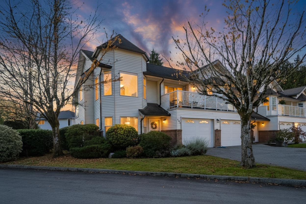 101 6841 138 Street, Surrey, British Columbia  V3W 0A7 - Photo 2 - R3058901