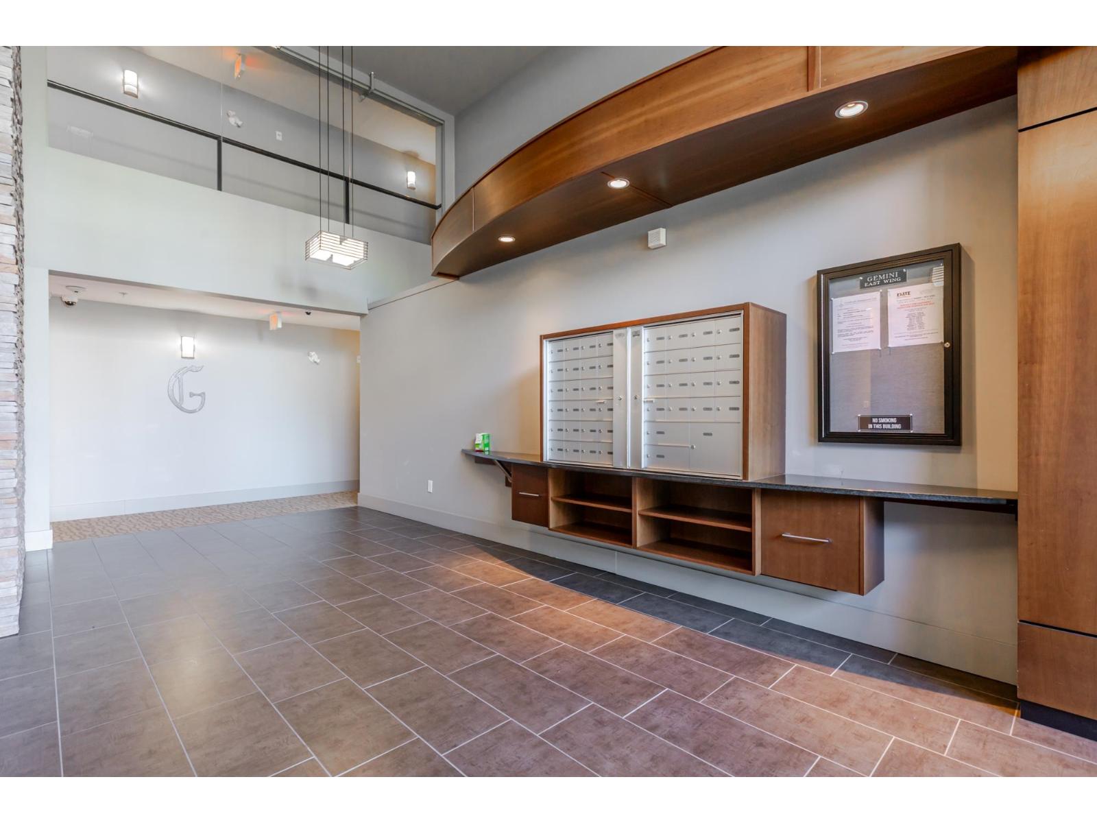 105 15336 17a Avenue, Surrey, British Columbia  V4A 1V3 - Photo 4 - R3058917