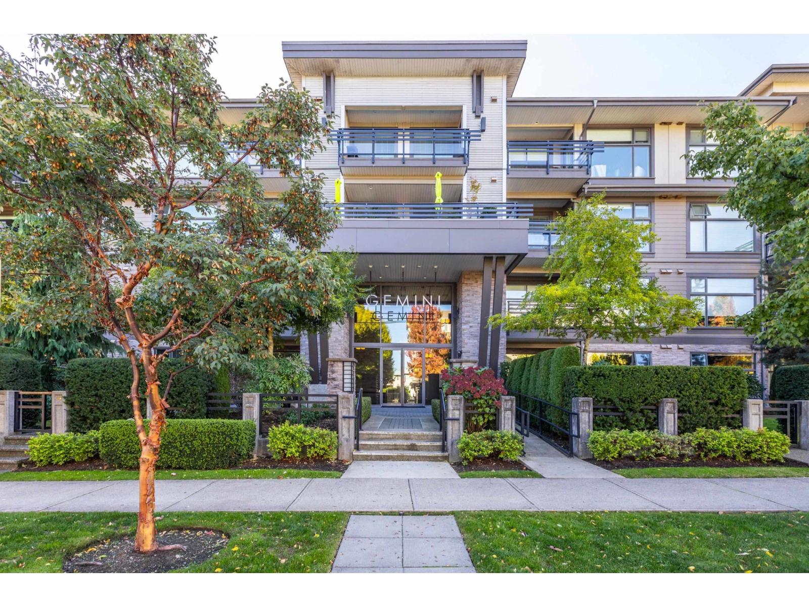 105 15336 17a Avenue, Surrey, British Columbia  V4A 1V3 - Photo 1 - R3058917