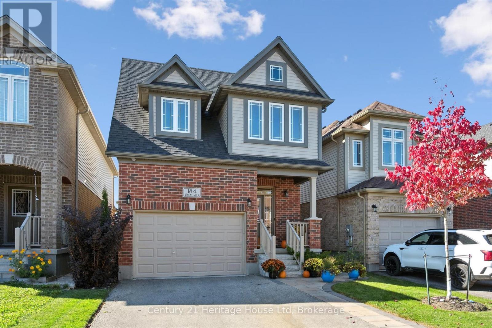 184 Macalister Boulevard, Guelph, Ontario  N1G 0G8 - Photo 2 - X12468007