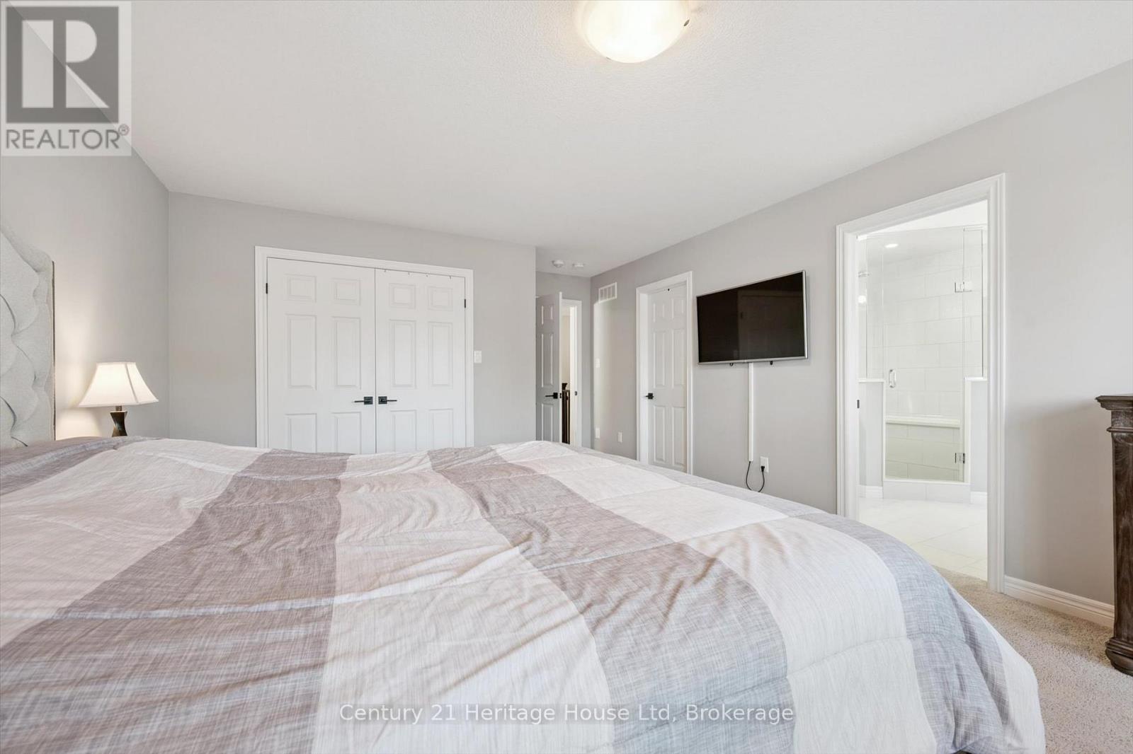 184 Macalister Boulevard, Guelph, Ontario  N1G 0G8 - Photo 24 - X12468007