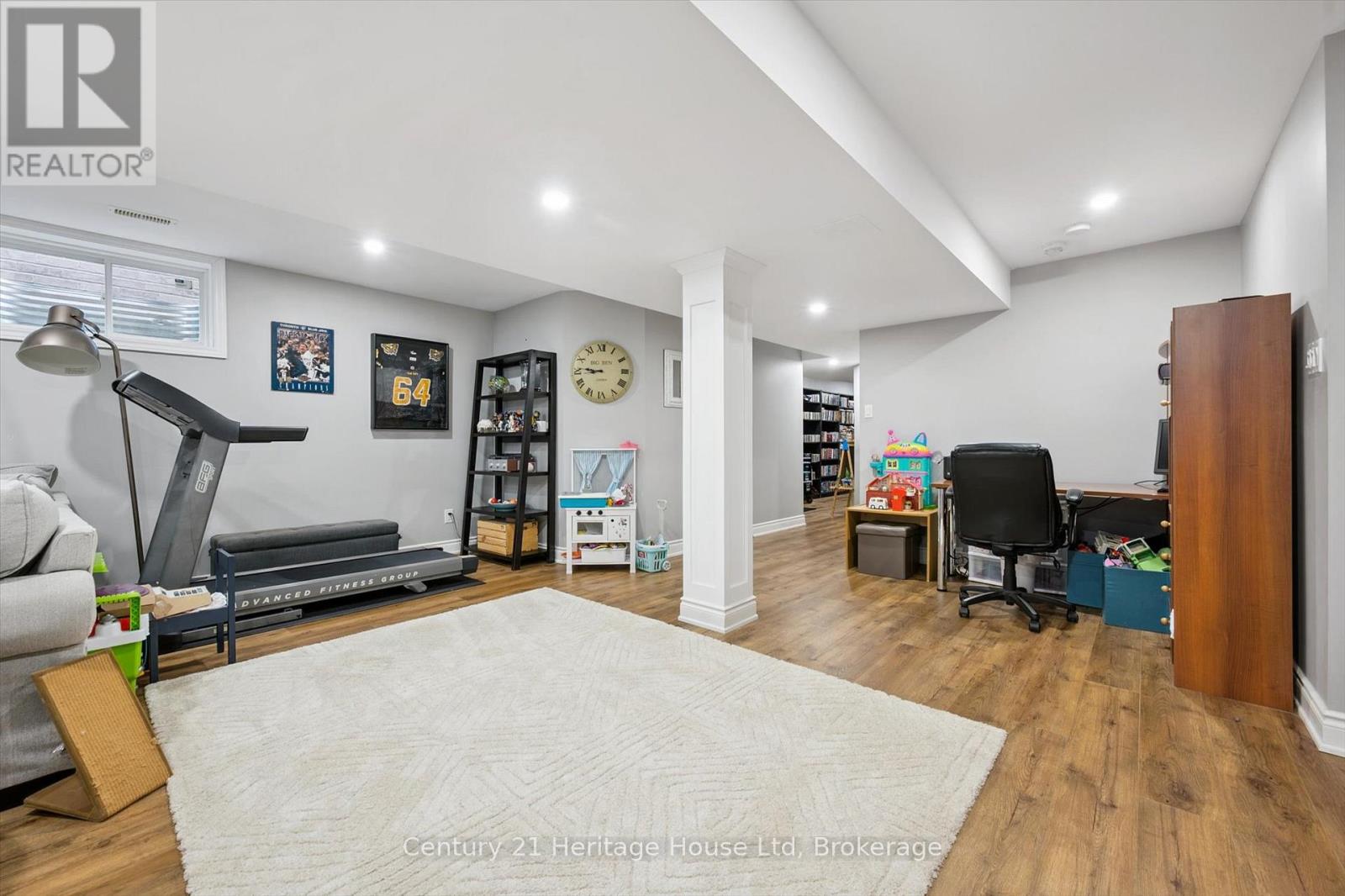 184 Macalister Boulevard, Guelph, Ontario  N1G 0G8 - Photo 32 - X12468007