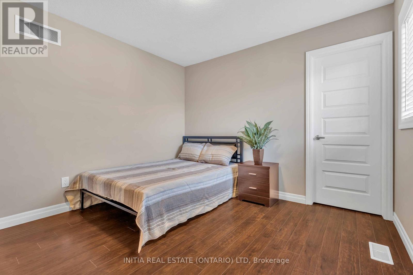 571 Freeport Street, London North, Ontario  N6G 5B1 - Photo 29 - X12468010