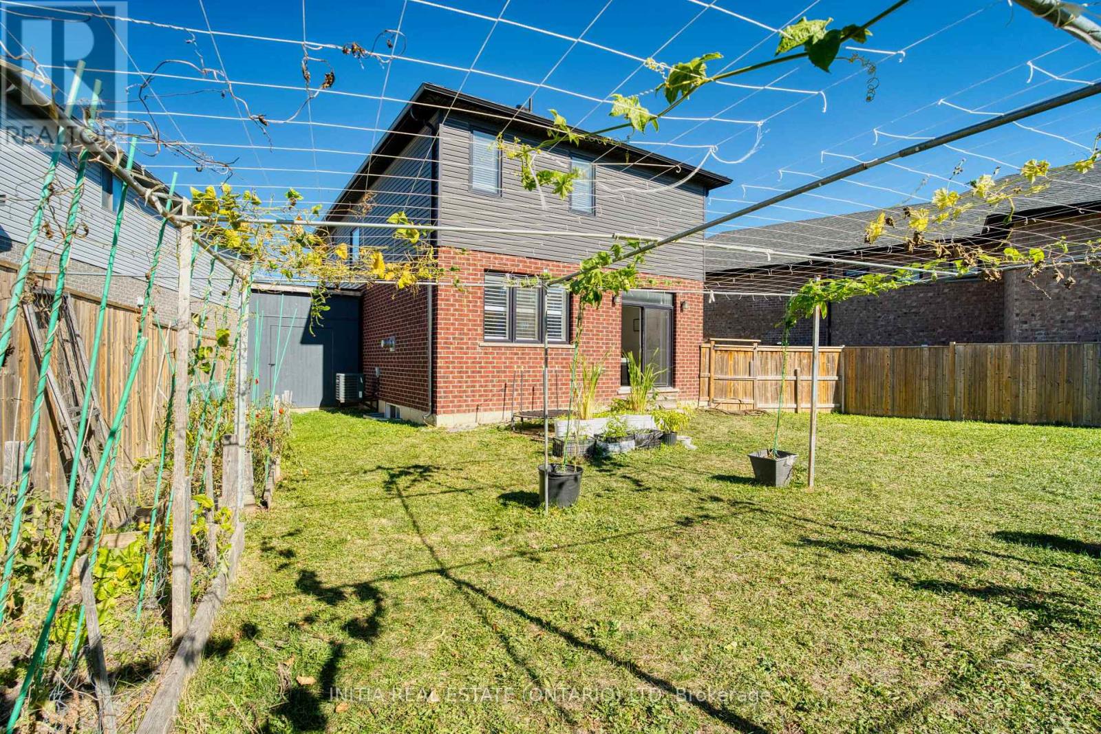 571 Freeport Street, London North, Ontario  N6G 5B1 - Photo 35 - X12468010