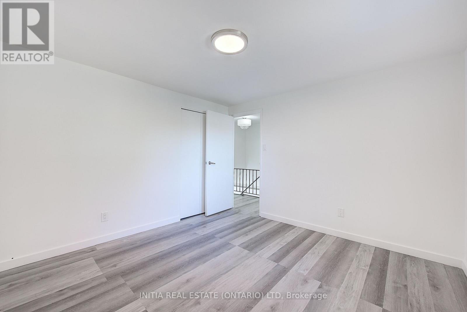 1407 Jalna Boulevard, London South, Ontario  N6E 2G4 - Photo 18 - X12468047
