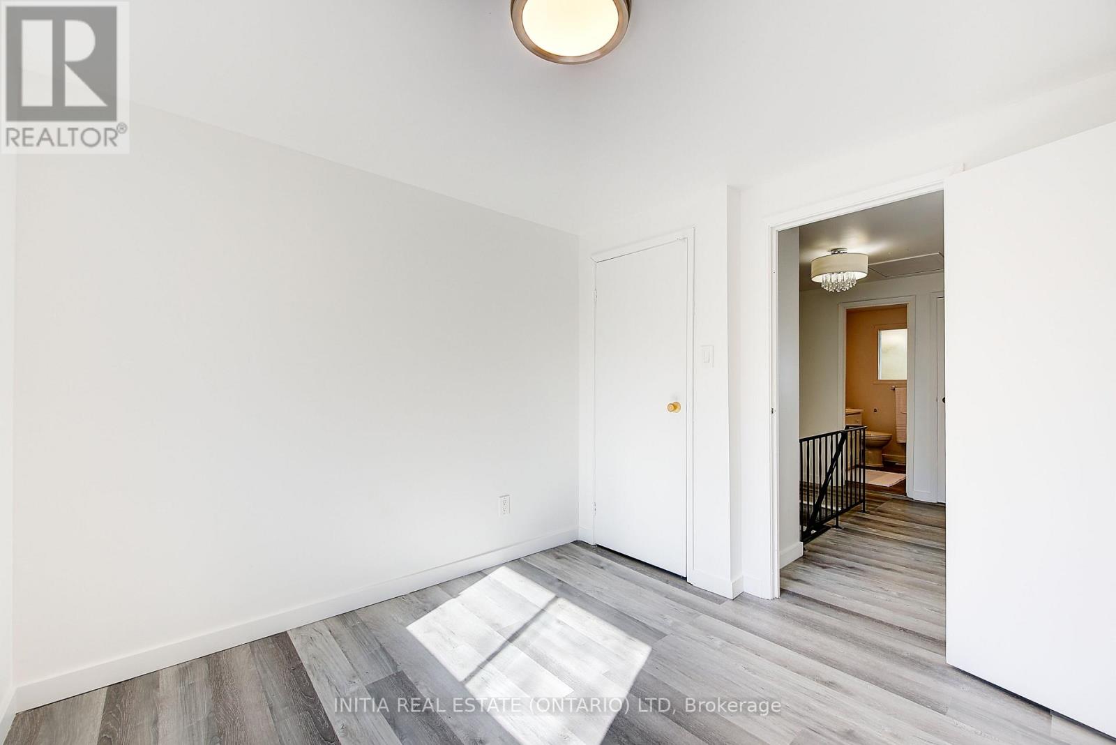 1407 Jalna Boulevard, London South, Ontario  N6E 2G4 - Photo 21 - X12468047