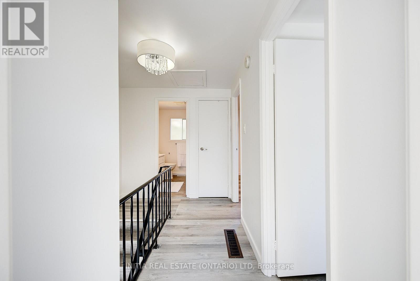 1407 Jalna Boulevard, London South, Ontario  N6E 2G4 - Photo 22 - X12468047