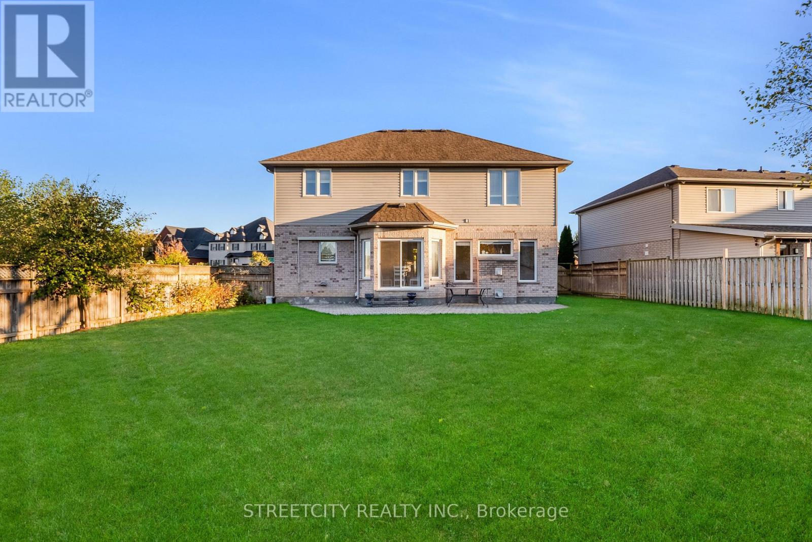328 Plane Tree Drive, London North, Ontario  N6G 5J4 - Photo 39 - X12468068