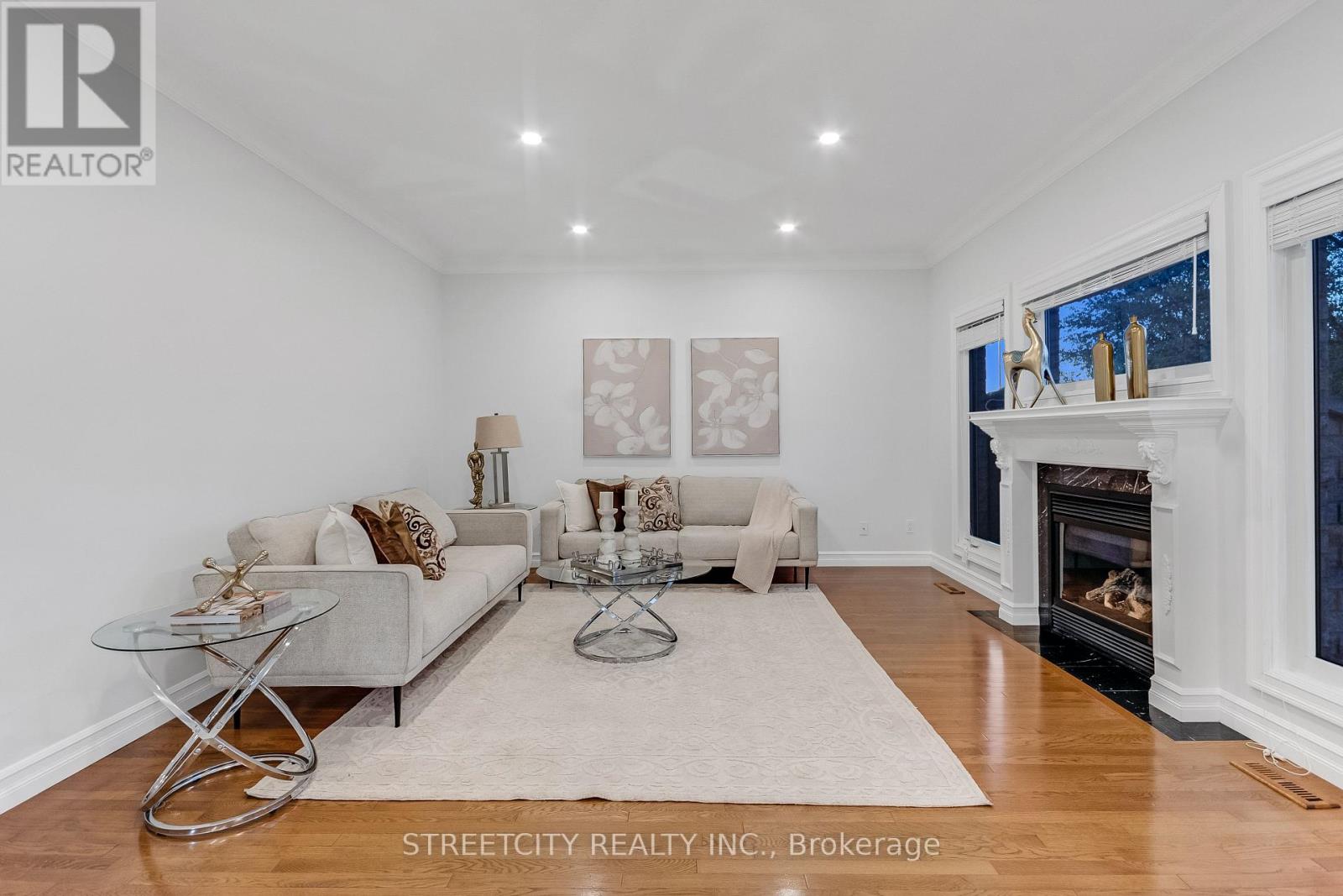 328 Plane Tree Drive, London North, Ontario  N6G 5J4 - Photo 8 - X12468068