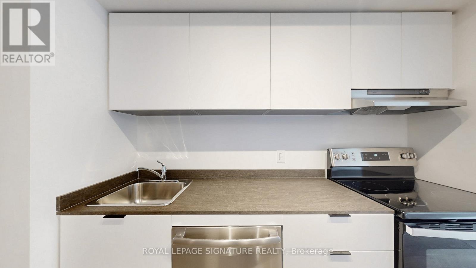 508 - 61 Charles Street E, Toronto, Ontario  M4Y 0K7 - Photo 4 - C12467877