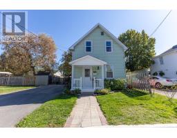66 HUGH STREET S, Arnprior, Ontario
