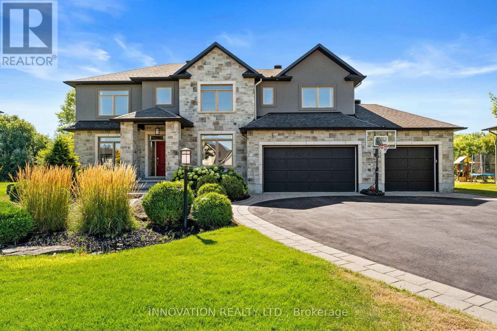 820 Mcmanus Avenue, Ottawa, Ontario  K4M 0B3 - Photo 1 - X12468038