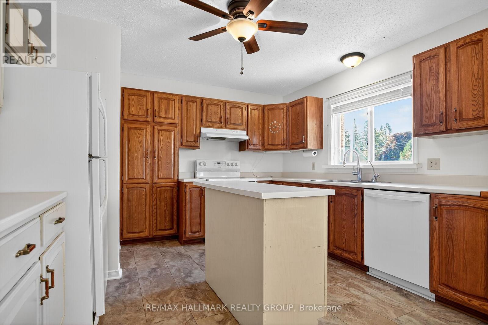 40 Colonel Murray Street, Ottawa, Ontario  K0A 2Z0 - Photo 16 - X12468077
